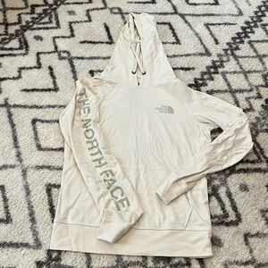 Women’s North Face Top